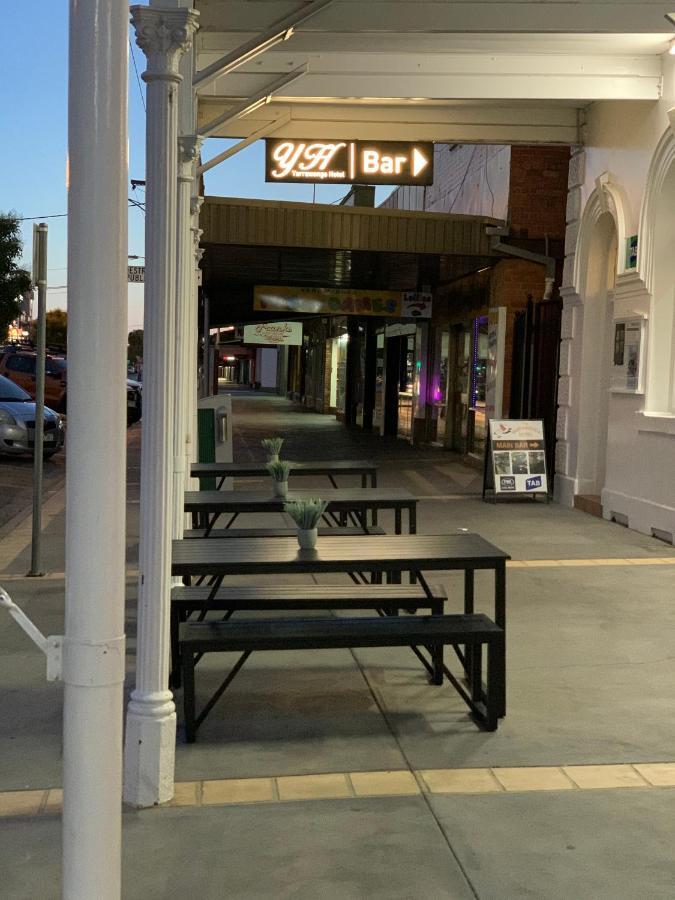 The Yarrawonga Hotel Exterior foto